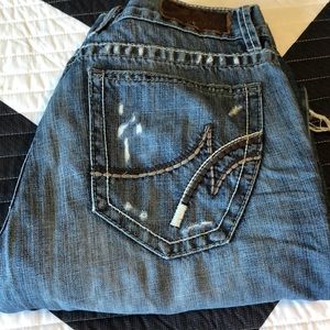 Destructed Jeans